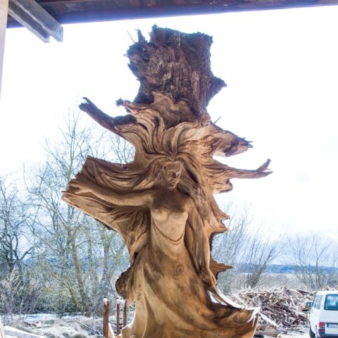Skulptur Fruehling Loskutow 1