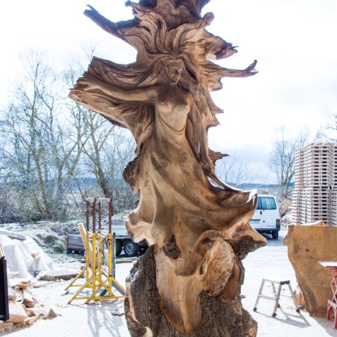 Skulptur Fruehling Loskutow 3