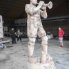 Igor Loskutow  Kunst mit Kettensäge, Schnitzerei, Skulptur: Holzskulptur_Musiker_Kunst_mit_Kettensaege012